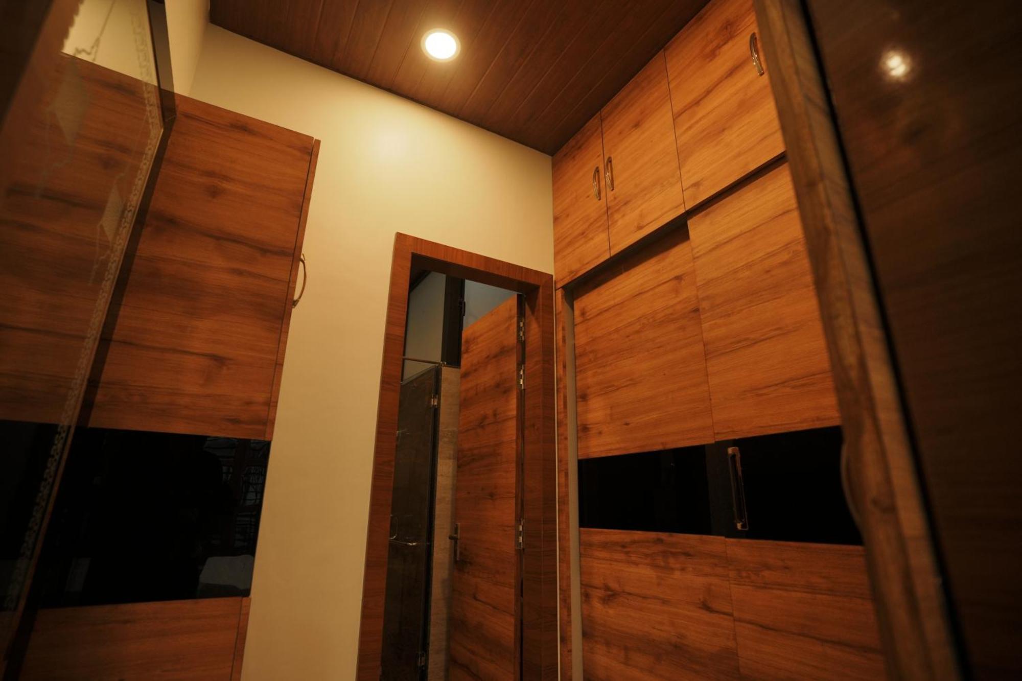 Amritam Palace A Luxury Ac Home Stay Ringas エクステリア 写真