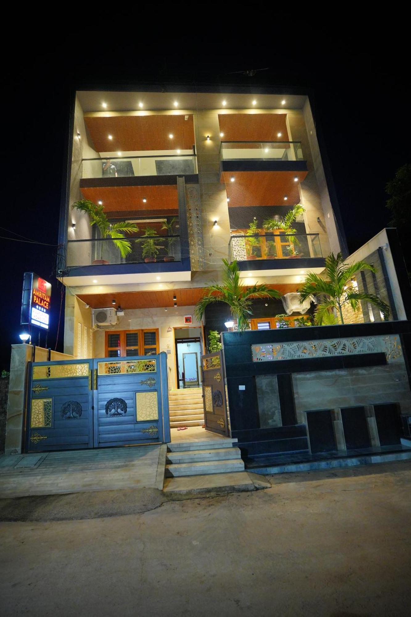 Amritam Palace A Luxury Ac Home Stay Ringas エクステリア 写真