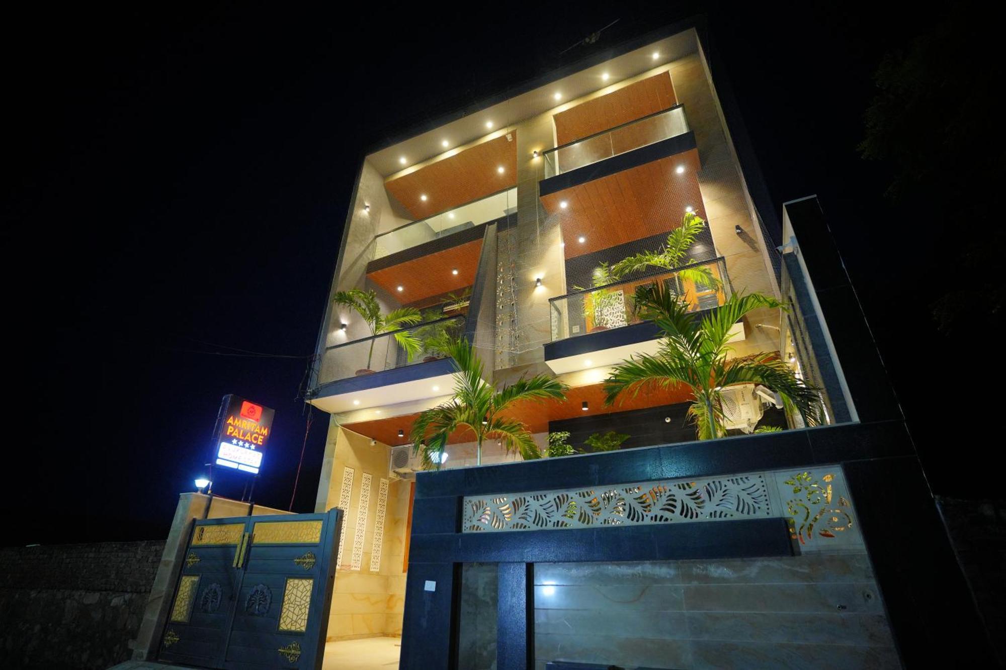 Amritam Palace A Luxury Ac Home Stay Ringas エクステリア 写真