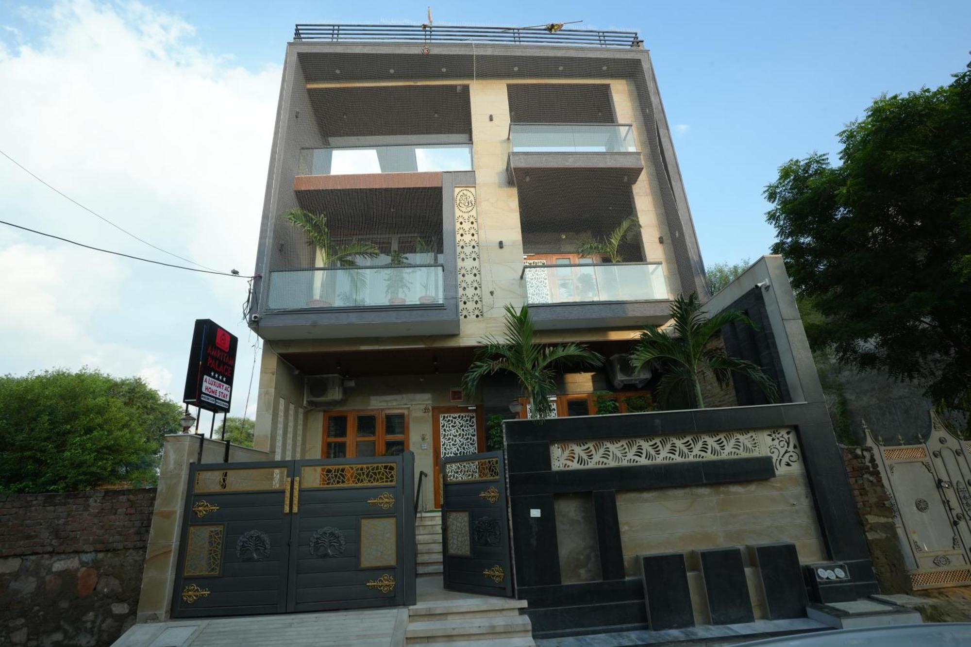 Amritam Palace A Luxury Ac Home Stay Ringas エクステリア 写真