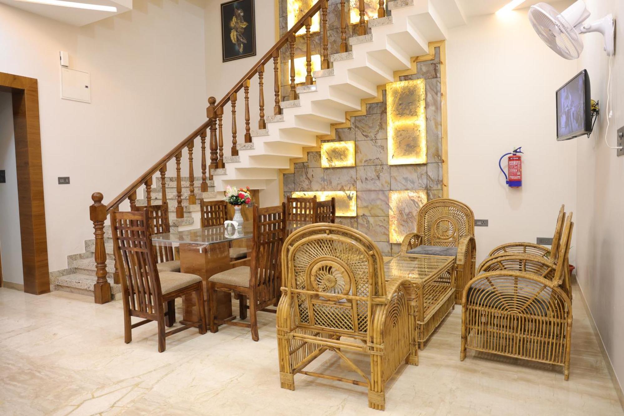 Amritam Palace A Luxury Ac Home Stay Ringas エクステリア 写真